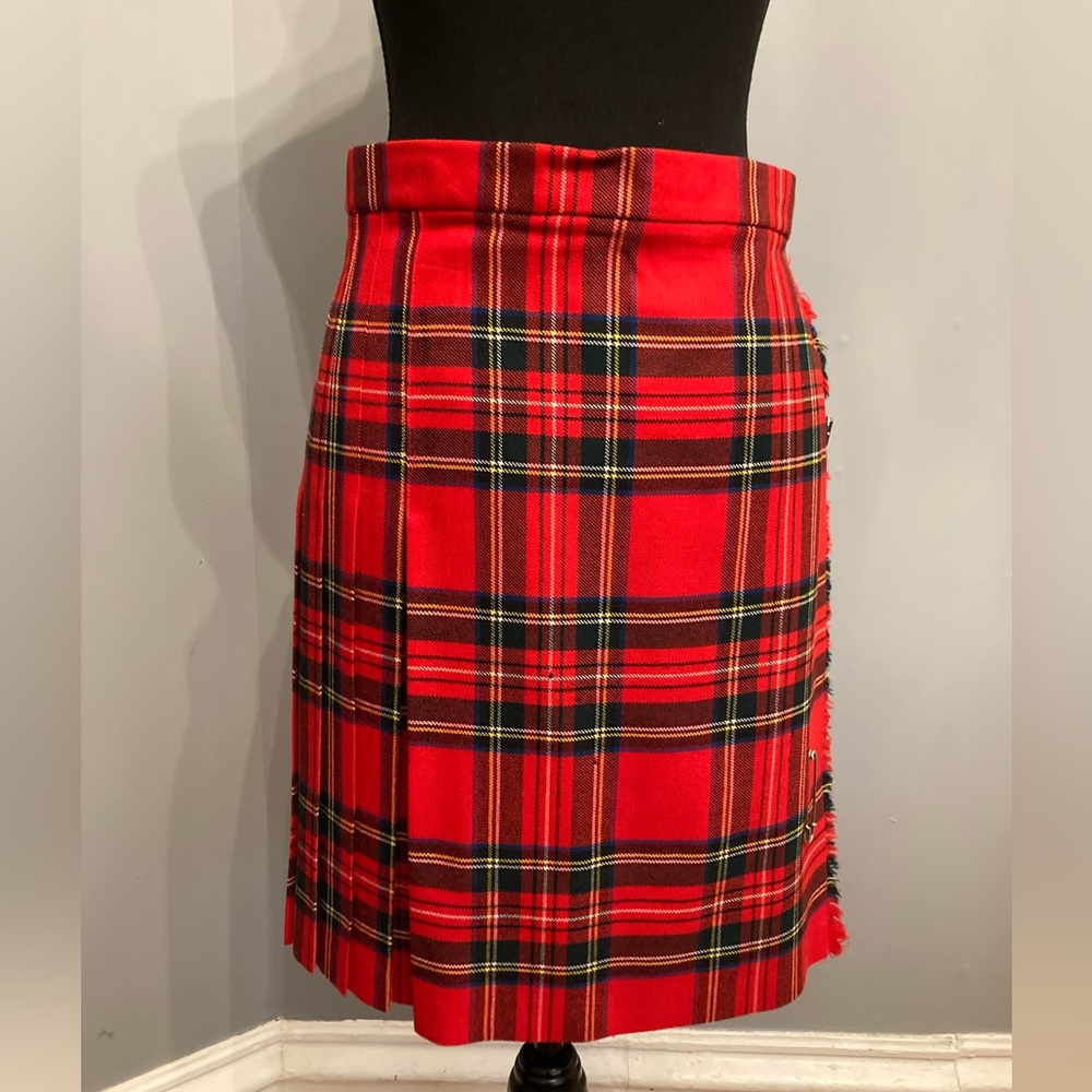 Never Worn STRATHMORE Stewart Tartan Mini Kilt, size S